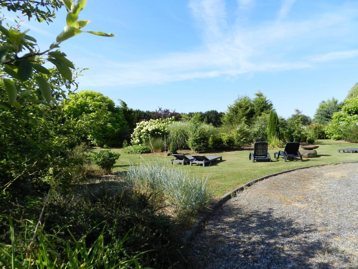 Gite La Grenouillere Esqueheries Buitenkant foto