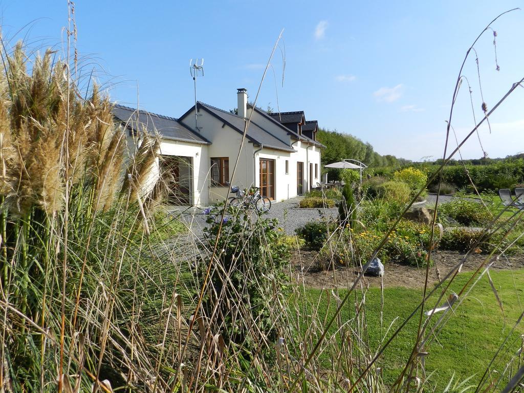 Gite La Grenouillere Esqueheries Buitenkant foto
