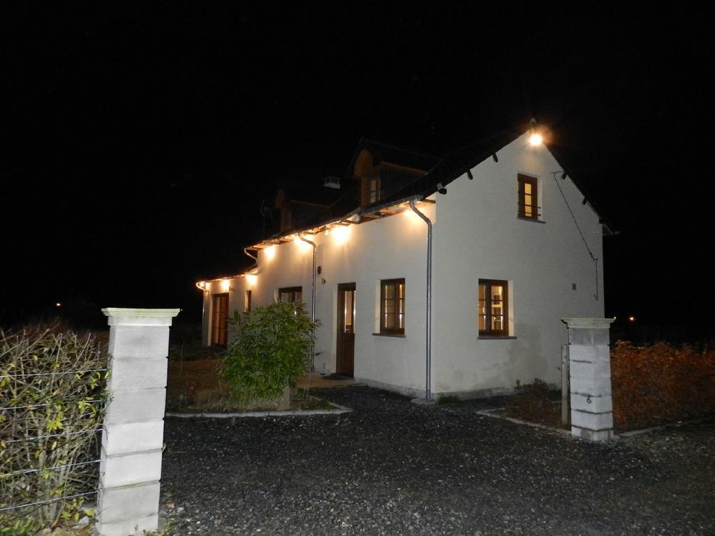 Gite La Grenouillere Esqueheries Buitenkant foto