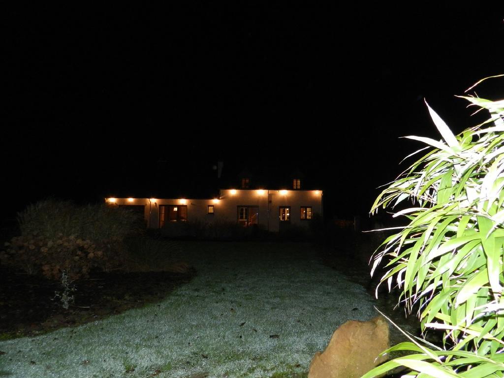 Gite La Grenouillere Esqueheries Buitenkant foto