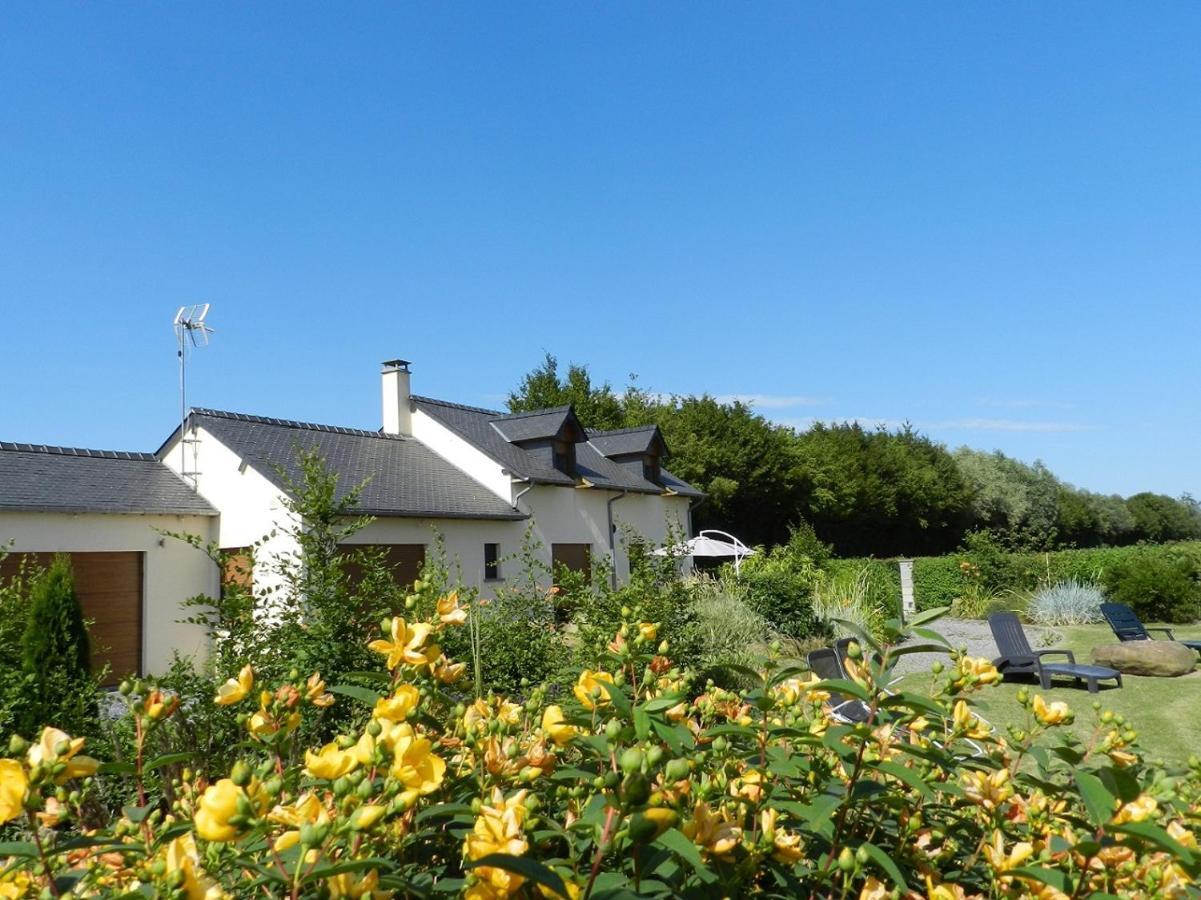 Gite La Grenouillere Esqueheries Buitenkant foto